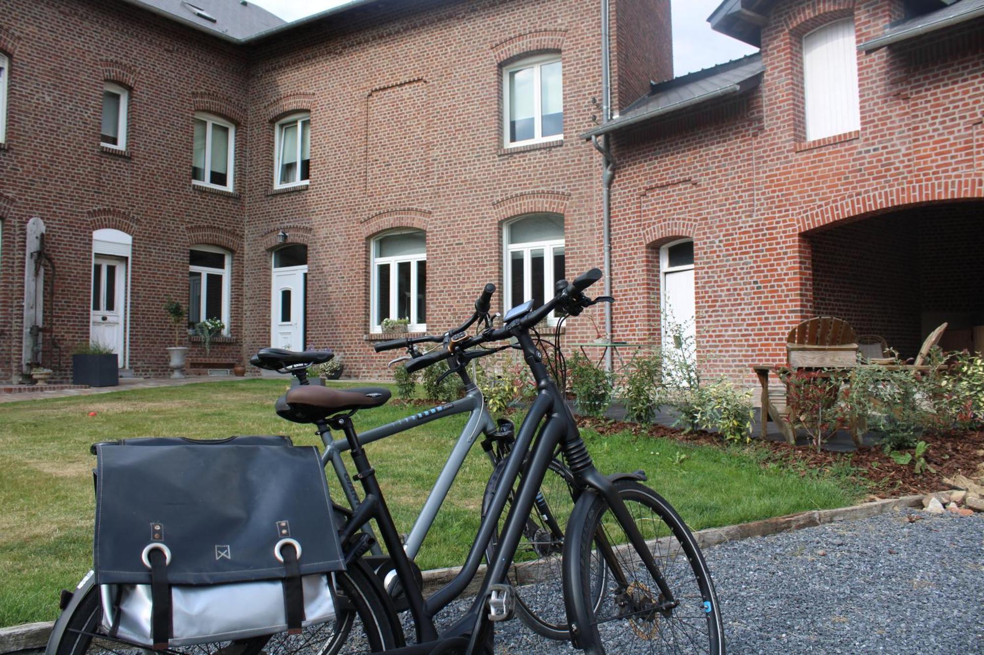 Bed and Breakfast Un Air De Campagne A Baudival Le Cateau-Cambresis Exterior foto